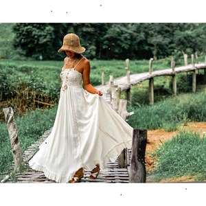 Robe longue bohème pour femme, bretelles spaghetti, corsage smocké, taille naturelle, lavable, idéale pour l'été, la plage et les vacances - Product Image 2