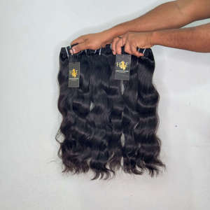 Extensions de cheveux naturels vietnamiens ondulés et bouclés, fournisseurs de cheveux humains indiens bruts ondulés et bouclés en provenance d'Inde - Product Image 2