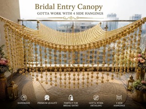 Chadar de entrada de alta costura con flores de Gota para novia, en tendencia |   Toldo nupcial con borlas laterales para bodas indias |   Entrada de Haldi Mehndi - Product Image 1
