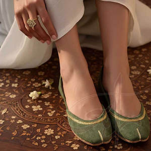 Chaussures professionnelles pour femmes de haute qualité, semelle antidérapante, dessus en daim et velours, taille personnalisée, Khussa, toutes saisons - Product Image 3