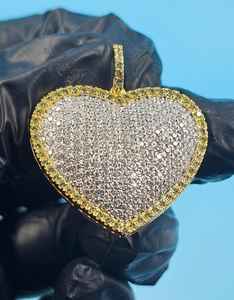 Colgante de Corazón de Moissanita Estilo Hip Hop, Colgante Iced Out Bling para Rapper, Colgante de Plata Sólida 925 Bañado en Oro, Regalo de Cumpleaños para Ella - Product Image 5