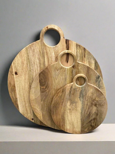 Planche à découper en bois d'acacia peinte à la main avec poignée pour la préparation des fruits et légumes - Product Image 5