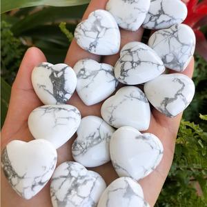 Cristal de Howlite Natural Chakralume, Corazón Grabado, Piedra Blanca Pulida para Sanación, Reiki, Meditación, Decoración Energética, Venta al Por Mayor - Product Image 6