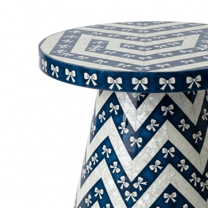 Mesa Auxiliar Premium de Lujo Industrial con Incrustaciones de Azul Meena y Patrón Chevron Hecho a Mano con Acentos de Madreperla para Escuelas (Venta al por Mayor) - Product Image 4