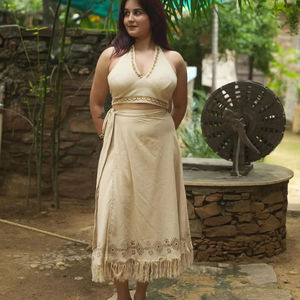 Ensemble jupe bohème en coton beige, tenue indienne Choli imprimée au bloc, ensemble léger 2 pièces en tricot brut, haut court décontracté à col licou - Product Image 6