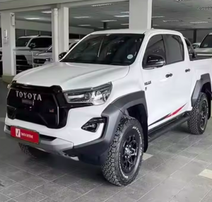 Camioneta Toyota Hilux GR Sport Doble Cabina 2023 Usada en Excelentes Condiciones con Bajo Kilometraje - Product Image 6