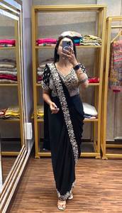 Sari prêt-à-porter en chinon, brodé de perles, pour occasions spéciales, avec blouse en chinon entièrement cousue - Product Image 2
