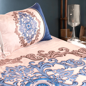 Elegante Juego de Sábanas Dobles con Estampado Floral Azul, con Fundas de Almohada, Juego de Ropa de Cama de Algodón Suave de Lujo a Precios de Exportación - Product Image 4