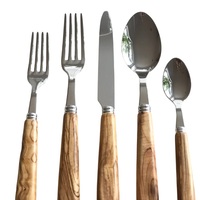 Ensemble de couverts classiques de haute qualité en acier inoxydable 304 poli miroir, manches en bois d'olivier, pour la maison et les restaurants