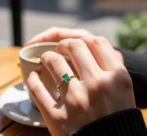 Bague Émeraude de Laboratoire en Argent Sterling, Motif Vigne, Pierre de Naissance de Mai, Pierre Précieuse Verte, Bijou Élégant Fait Main, Cadeau pour Femme - Product Image 2