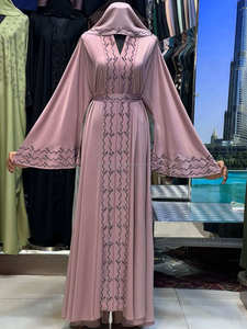 Nueva Abaya Estilo Dubái 2026, Vestido Largo Tradicional Islámico para Mujer, Estilo Saudí, Ligero, de Poliéster Transpirable para Ramadán - Product Image 2