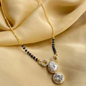Mangalsutra en argent plaqué or inspiré de Katrina Kaif - Product Image 1