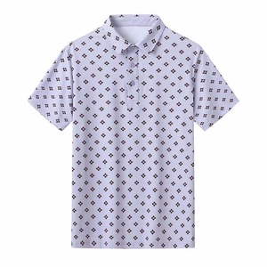 Collection de tenues décontractées tendance pour l'été, conçues avec des polos pour hommes, dotées d'un tissu respirant et d'un logo personnalisé. - Product Image 3