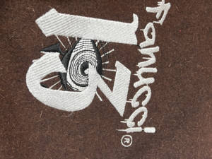 Chaqueta universitaria personalizada de alta calidad con bordado de parches para hombre, estilo bomber de béisbol, con mangas de cuero, talla grande. - Product Image 6