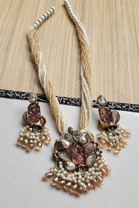 Juego de Joyería Nupcial de Perlas, Collar y Aretes con Cristales y Pedrería Chapados en Oro para Bodas y Fiestas - Product Image 3