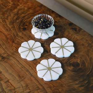 Posavasos de Latón Decorativos, Posavasos Metálicos para Bebidas, Mesa de Comedor, Mesa de Café, Bar en Casa, Regalo Festivo Premium - Product Image 4