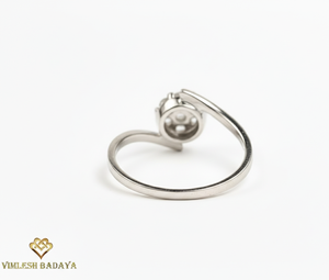 Élégante bague en or blanc massif 10K 14K avec diamant de laboratoire serti en illusion, bague bypass, cadeau d'anniversaire, bague à 7 pierres de diamant - Product Image 2