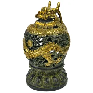 Traditional Home Fragrance <b>Bakhoor</b> Incense Burner with Artistic Design for Authentic <b>Oud</b> Enjoyment - Product Image 1