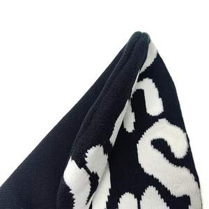 Bonnet réversible personnalisé imprimé sur toute la surface, bonnet d'hiver en tricot, bonnet unisexe pour homme - Product Image 3