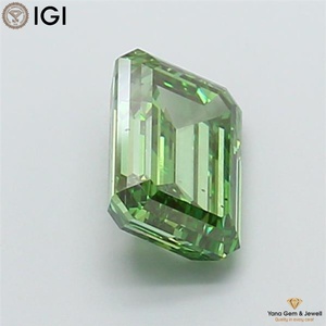 Diamant de 2,00 carats, taille émeraude, couleur vert vif fantaisie, clarté VS2, certifié IGI, cultivé en laboratoire CVD, pour sertissage de bague solitaire - Product Image 5