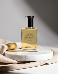 Regalo de Perfume Personalizado |   Spray de Fragancia Personalizado |   Impresión de Logotipos Personalizados |   OEM/ODM |   Ingrediente Activo al 5%-15% |   Hecho a mano - Product Image 3