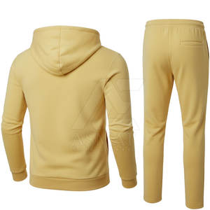 Conjunto Deportivo Masculino con Tela Transpirable para Actividad Intensiva, Diseño Moderno - Product Image 6