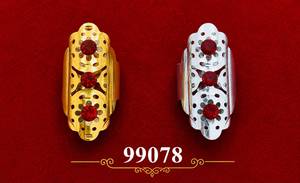 แหวนค็อกเทลทรงดอกไม้ลายฉลุเงินแท้ชุบ 925 ประดับเพชรซิร์คอน ดีไซน์ทันสมัยจาก MOLL JEWELLERS เหมาะสำหรับงานปาร์ตี้สำหรับผู้หญิง - Product Image 5