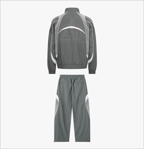 Custom Mens Nylon Windbreaker Tracksuit Set Zip Up Sport <b>Jacket</b> And Track Pants <b>Lightweight</b> Athletic Streetwear Outfit For Men - Product Image 4
