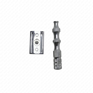 Navaja de Seguridad Profesional de Alta Calidad para Barbería, para Adultos, Hoja de Acero Inoxidable con Acabado Espejo, ZULLO INDUSTRIES, Color Personalizable - Product Image 6