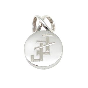 Colgante Redondo Grabado con Letra en Tono Plateado y Acabado Pulido, Accesorio de Joyería Clásica de Moda para Mujer, Regalo al por Mayor - Product Image 1