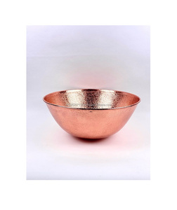 Lavabo de cobre hecho a mano con encanto rústico decorativo para amantes de las antigüedades y proyectos de actualización de baño de granja - Product Image 2