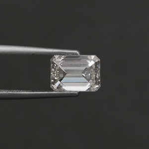 Diamante Cultivado en Laboratorio Color Esmeralda, 1.5CT, VS1, Certificado IGI, CVD, Corte Excelente 3EX, Proveedor Mayorista para Compradores Globales de Diamantes B2B - Product Image 2