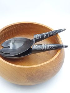 Natural Horn Handle <b>Kitchen</b> Utensils Serving Spoon Salad Servers Set <b>Vintage</b> Horn Style Black Handle Salad Flatware Set - Product Image 4