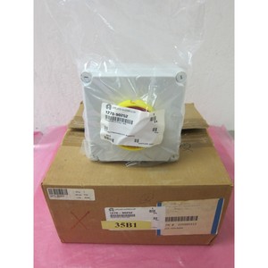 Isolateur AMAT 1270-90252 2 pôles 32A, 401353 - Équipements et pièces semi-conductrices de confiance à l'échelle mondiale chez - Product Image 2