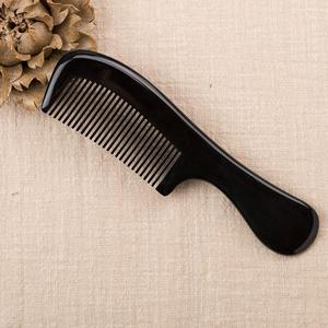 Peigne à cheveux en corne de buffle fait main avec manche, lisse et poli, en corne naturelle, pour le soin de la barbe, démêlant, pour hommes, femmes et usage en salon - Product Image 1