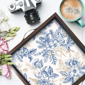 Bandeja de Servir de Madera con Diseño Floral Azul Cielo, Disponible para Mesa de Comedor, Decoración del Hogar, Opciones de Regalo Disponibles para la Venta - Product Image 3