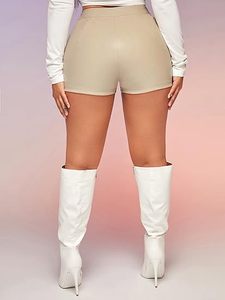 Shorts cargo en similicuir pour femmes, shorts en cuir PU sur mesure avec poches, fabricant de vêtements en gros - Product Image 2