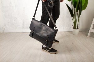 Bolso de Cuero para Portátil con Logotipo Personalizado, Estilo Militar, con Múltiples Bolsillos, Impermeable, Convertible, Portátil, Unisex - Product Image 5