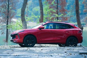 Autos Nuevos 2026 de Alta Velocidad y Nuevo Diseño, Dongfeng Forthing, Vehículo Todoterreno T5 EVO con Certificación GCC Euro 5 en Venta - Product Image 2