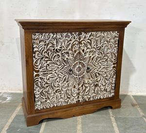 Meuble de rangement / buffet en bois massif sculpté de style royal indien, blanc, de haute qualité, pour salon moderne, vente en gros pour l'ameublement domestique - Product Image 1