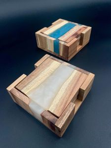 Posavasos de resina epoxi personalizados y madera maciza con patrón artístico de río para decoración moderna del hogar y la oficina - Product Image 4