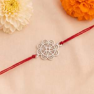 เครื่องประดับสะสมแบบดั้งเดิม Rakhi น้ำหนักเบา ตัดด้วยเลเซอร์จาก Hallmark Silver - Product Image 4