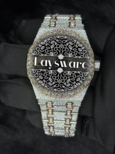 นาฬิกาหรูหราประดับเพชร VVS มอยส์ซาไนต์เต็มเรือน สายสแตนเลสสตีลแบบโบราณ หน้าปัดอนาล็อก พร้อมจำหน่าย - Product Image 1