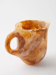 Pichet en résine moderne fait main avec poignée – Écologique, élégant, durable et léger – Idéal pour les fêtes à domicile et les cadeaux - Product Image 2