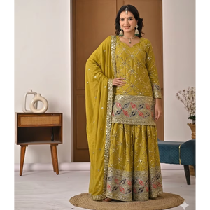 Superbe ensemble Salwar trois pièces pour femme en soie Chinon, orné de paillettes, avec Kameez brodé et pantalon évasé - Product Image 1