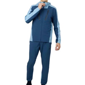 Ensemble survêtement coupe-vent personnalisé avec logo, veste et pantalon résistants à l'eau, tissu respirant, ensemble de vêtements de sport et de voyage - Product Image 1