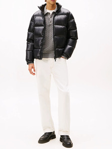 เสื้อแจ็คเก็ตพัฟเฟอร์คอตั้งกันลมอุ่นสบายสำหรับผู้ชาย สไตล์ทันสมัยสำหรับฤดูหนาว เสื้อแจ็คเก็ตบับเบิ้ลหรูหราสำหรับผู้ชาย เหมาะสำหรับกิจกรรมกลางแจ้ง - Product Image 4