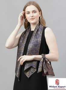 Foulards carrés légers et personnalisables, parfaits pour les promotions, les accessoires de mode et les cadeaux d'entreprise. - Product Image 4