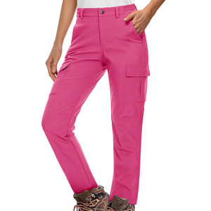 Pantalon cargo professionnel pour femme, coupe classique, confortable, idéal pour les activités sportives, facile à porter. - Product Image 1