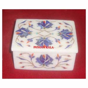 Cajas Decorativas de Mármol Blanco Puro de Forma Rectangular Hechas en India con Diseño Único en Color Verde para Decoración del Hogar y Regalos - Product Image 5